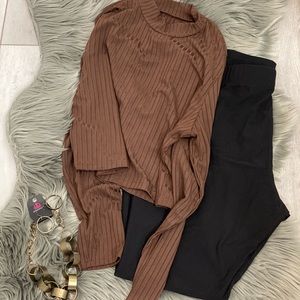 *Closet clean out* Allow me to style you 🤭 Outfits sold as a lot, Enjoy!